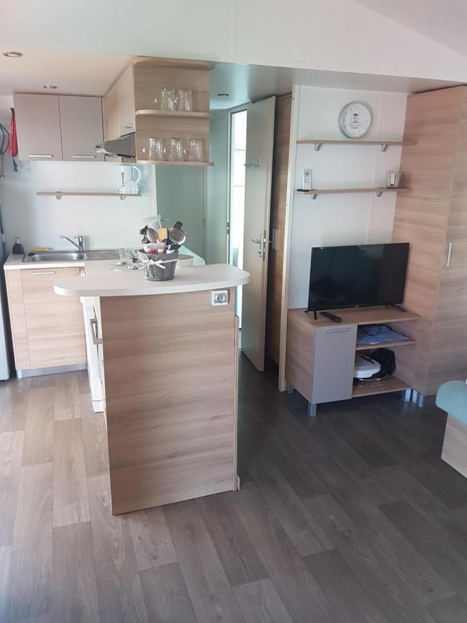 Frejus Tout Confort, Climatisation,Linge De Lit Et De Toilette, Coffre Fort, Ventilations Au Plafond Chambres Et Wifi Possible Exterior foto